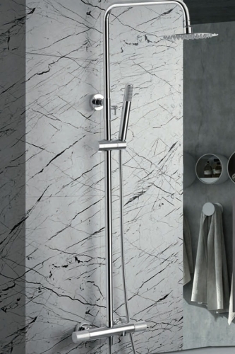 Barra_de_bañera_y_ducha_termostática_cromada_serie_Line-1.jpg